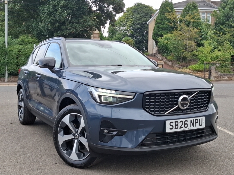 Volvo XC40 2.0 B4p Plus Pro Dark SB26NPU Blue