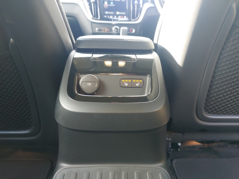Volvo V60 Recharge Ultimate, T8 Awd Plug-in Hybrid, Black #16