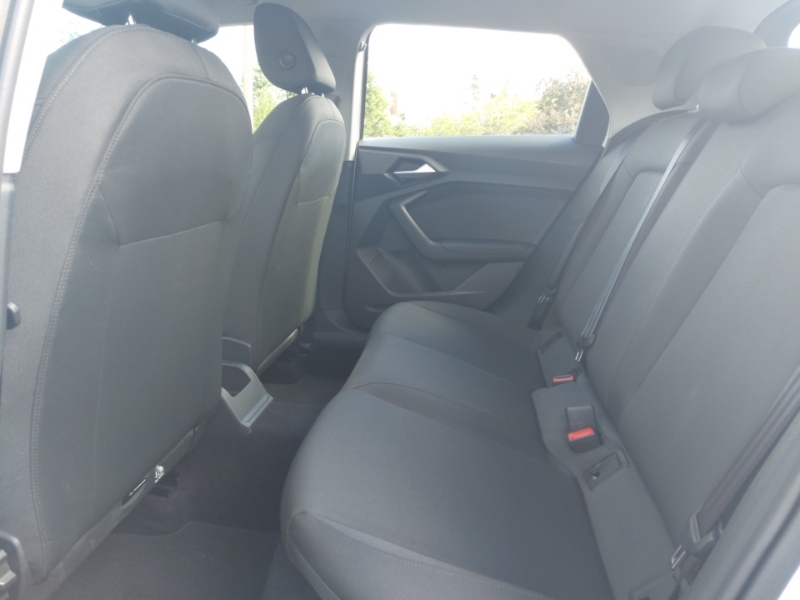Audi A1 25 Tfsi Technik White #6