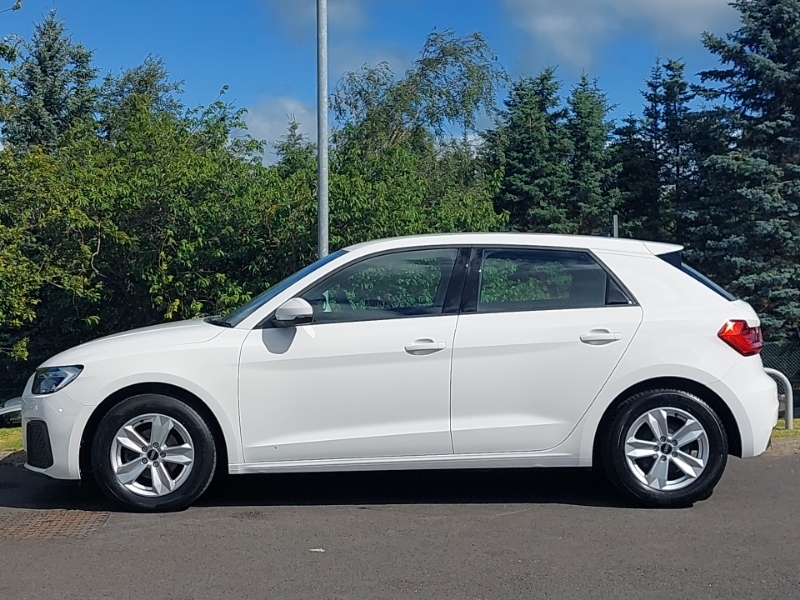Audi A1 25 Tfsi Technik White #4