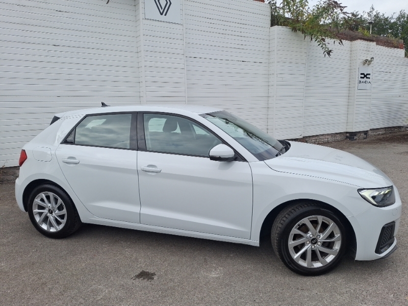 Audi A1 25 Tfsi Sport S Tronic White #4