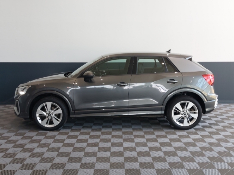 Audi Q2 35 Tfsi S Line S Tronic Grey #4