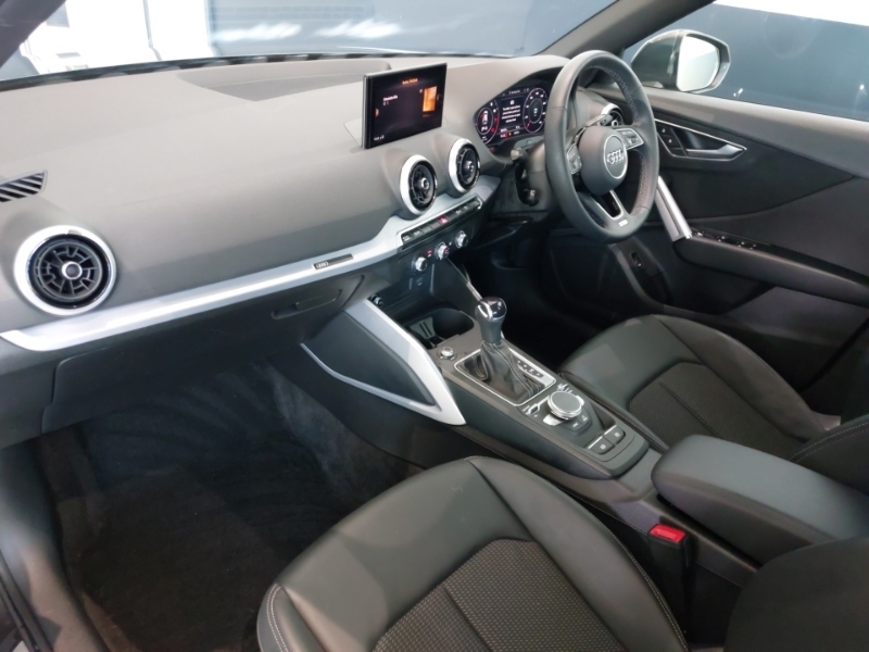Audi Q2 35 Tfsi S Line S Tronic Grey #5