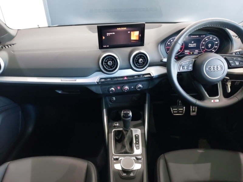 Audi Q2 35 Tfsi S Line S Tronic Grey #3