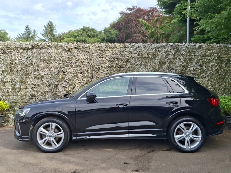 Audi Q3 35 Tdi S Line S Tronic Black #4