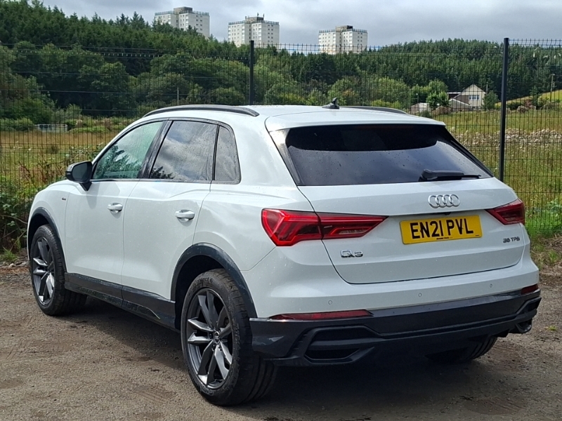 Audi Q3 35 Tfsi Black Edition S Tronic White #2