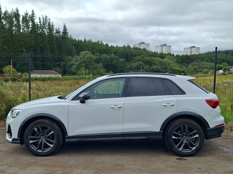 Audi Q3 35 Tfsi Black Edition S Tronic White #4