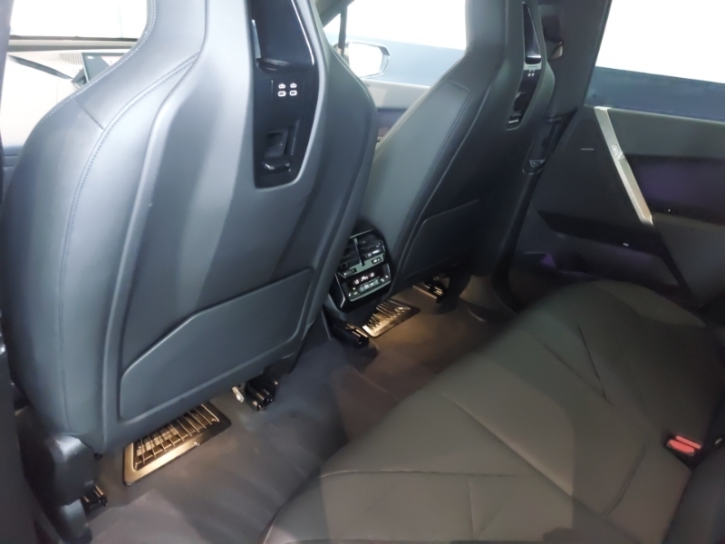BMW iX 240Kw Xdrive40 M Sport Edition 76.6Kwh Black #6