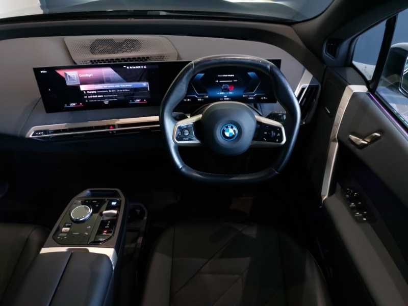 BMW iX 240Kw Xdrive40 M Sport 76.6Kwh T #8