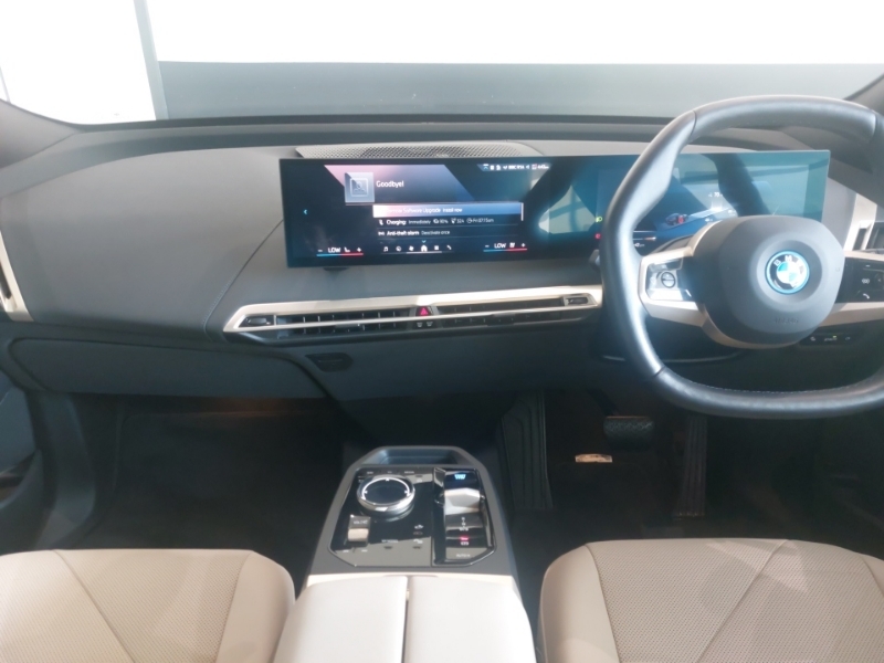 BMW iX 240Kw Xdrive40 M Sport 76.6Kwh Tech22kw Black #3
