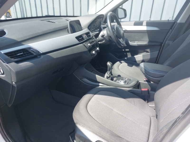 BMW X1 Sdrive 18D Se White #5
