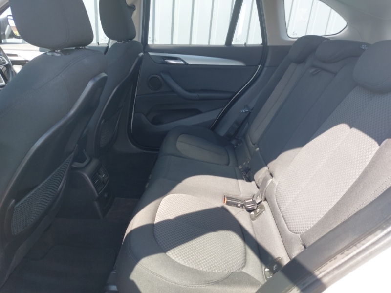 BMW X1 Sdrive 18D Se White #6