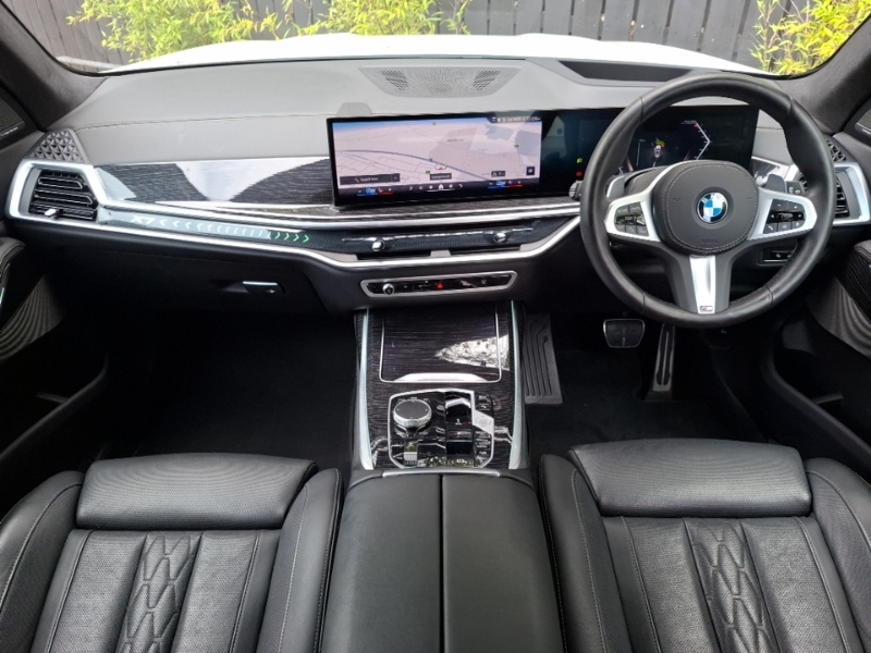 BMW X7 Xdrive40i Mht M Sport Step White #3