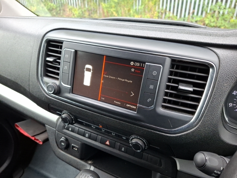 Citroen SpaceTourer 1.6 Bluehdi 115 Business M Estate Silver #9