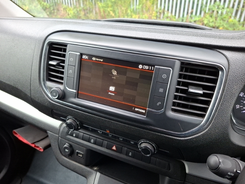 Citroen SpaceTourer 1.6 Bluehdi 115 Business M Estate Silver #10