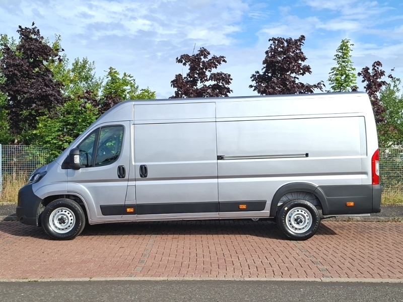 Citroen Relay 2.2 Bluehdi 140 H2 Van Enterprise Grey #4