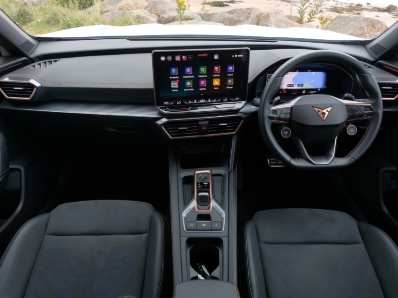 Cupra Formentor 1.5 Etsi 150 V2 Dsg White #3