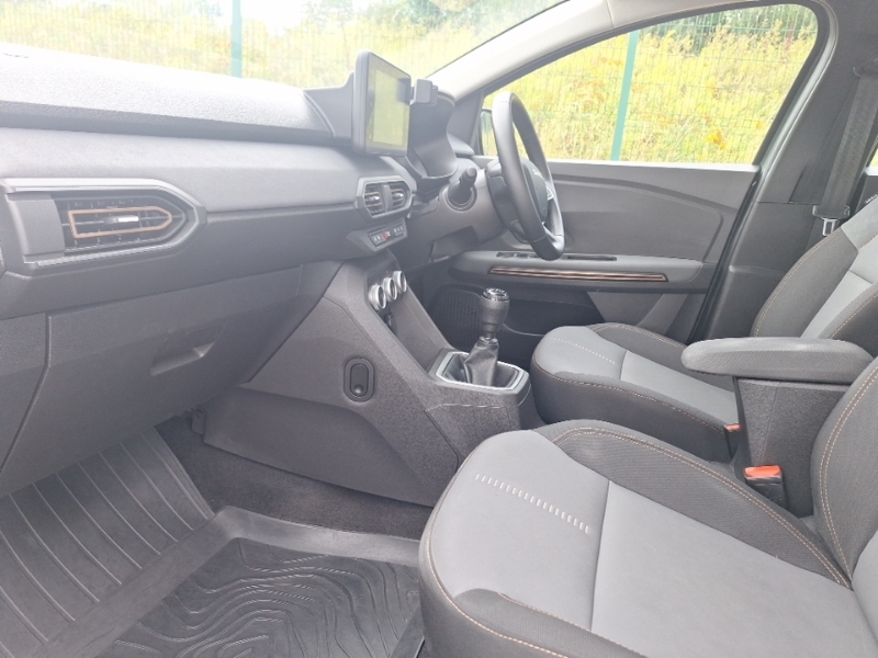 Dacia Sandero Stepway 1.0 Tce Bi-fuel Extreme Green #5