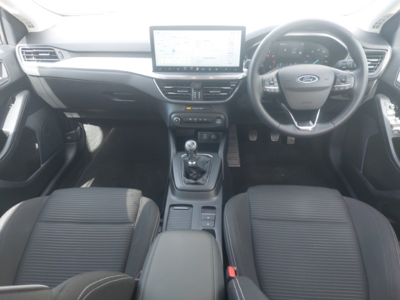 Ford Focus 1.0 Ecoboost Hybrid Mhev 155 Titanium Black #3