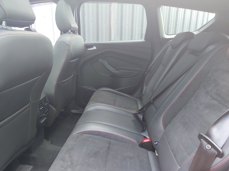 Ford Kuga 2.0 Tdci 180 St-line Edition Red #6