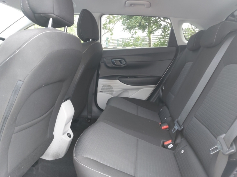 Hyundai I20 1.0T Gdi 48V Mhd Ultimate Dct White #6