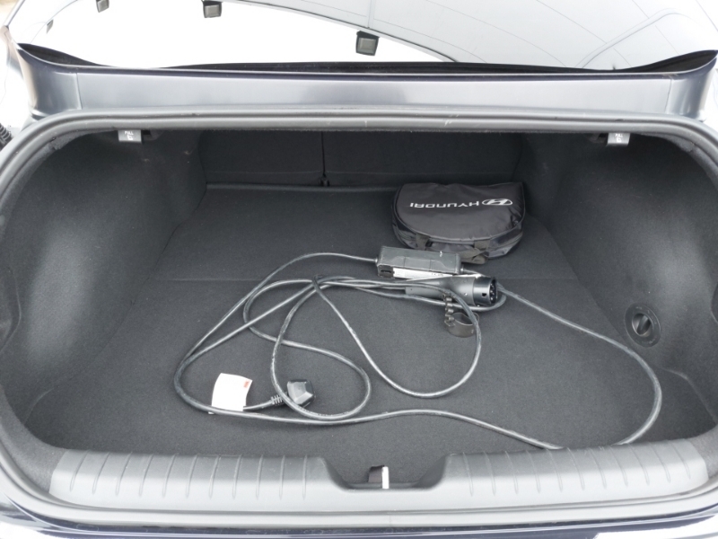 Hyundai Ioniq 6 168Kw Premium 77Kwh Grey #18