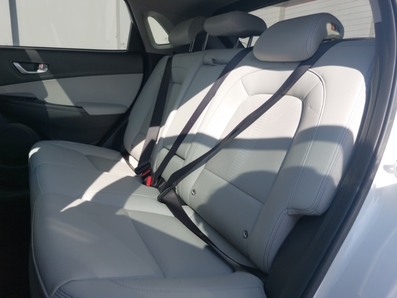 Hyundai Kona 150Kw Ultimate 64Kwh White #6