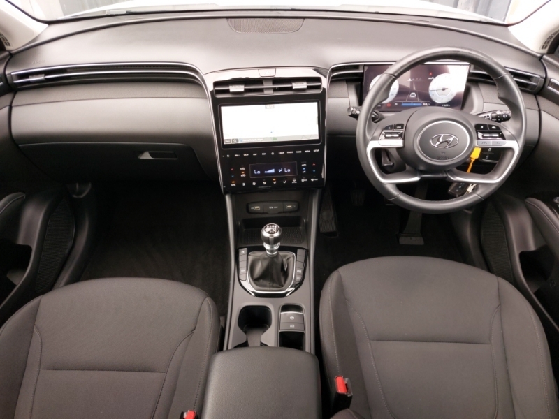Hyundai Tucson 1.6 Tgdi Se Connect 2Wd White #3