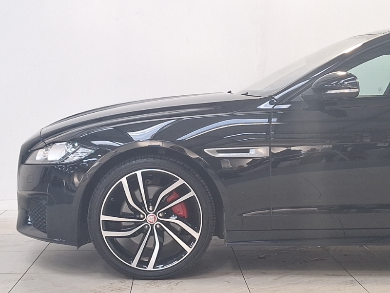 Jaguar XF 2.0D R-sport Sportbrake Euro 6 Ss White #19