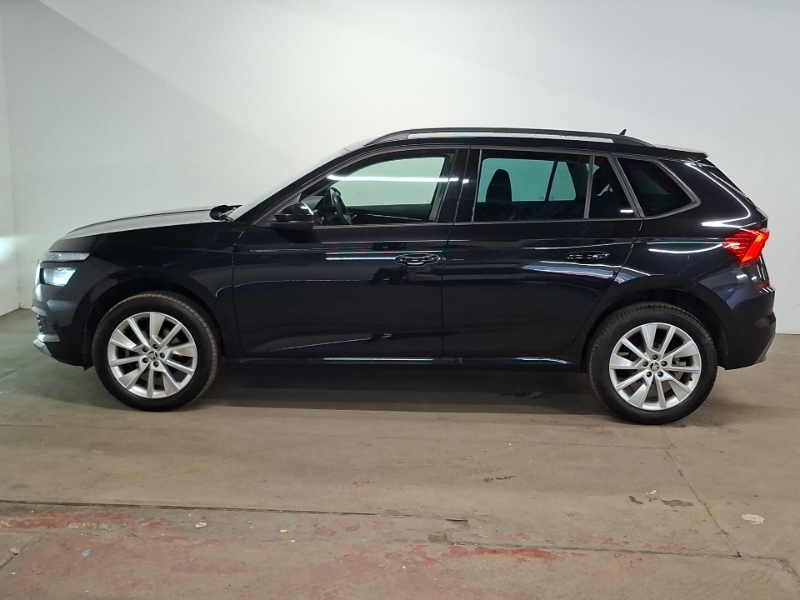 Skoda Kamiq 1.0 Tsi 95 Se Drive Black #4