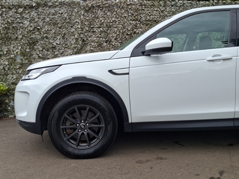 Land Rover Discovery Sport 2.0 D150 S 2Wd White #19