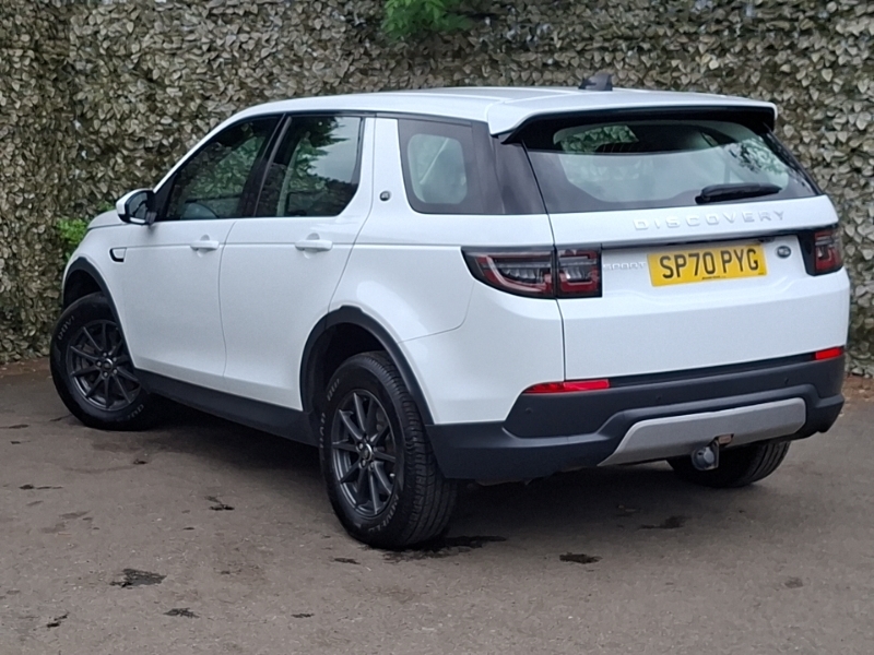 Land Rover Discovery Sport 2.0 D150 White #2