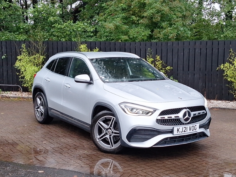 Mercedes-Benz GLA Class Gla 200D Amg Line Executive Silver