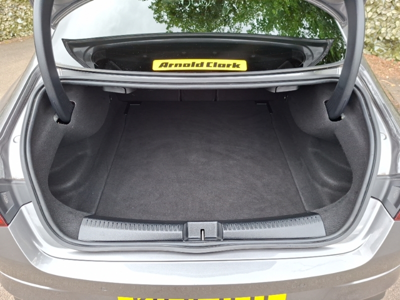 Mercedes-Benz CLA Class Cla 220D Amg Line Premium Tip Black #18