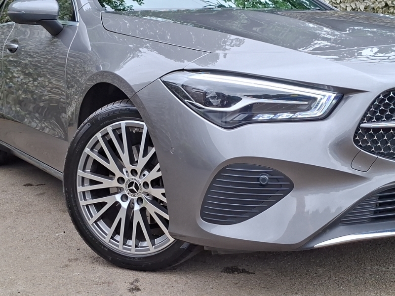 Mercedes-Benz CLA Class Cla 220D Amg Line Premium Tip Black #20