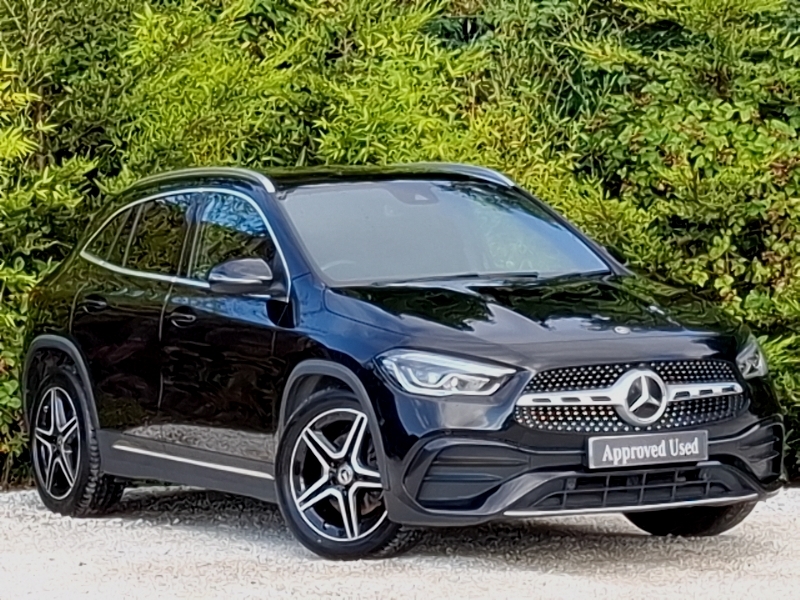 Mercedes-Benz GLA Class Gla 220D 4Matic Amg Line Executive Black