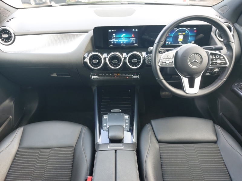 Mercedes-Benz GLA Class Gla 200 Sport Black #3