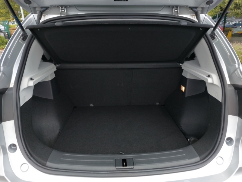 MG ZS 1.5 Hybrid Trophy Suv Hybrid Euro #18