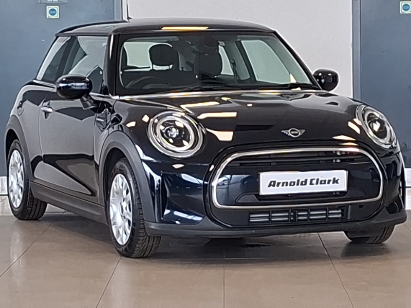 Mini Hatch 1.5 One Classic NA22VXB Black