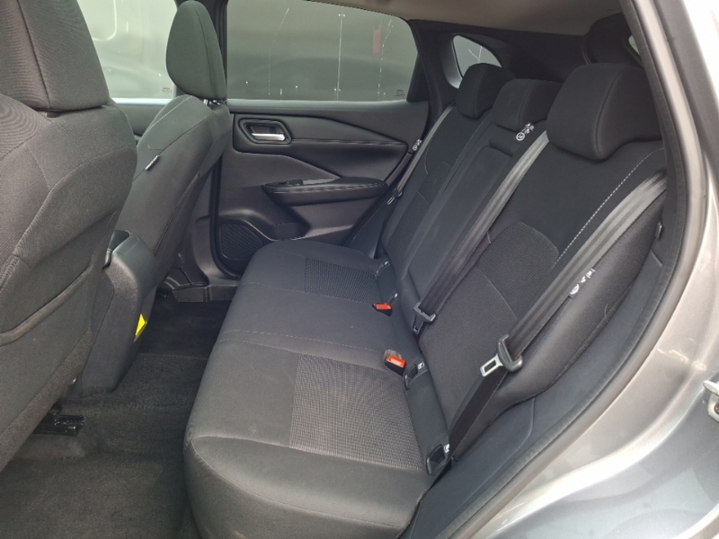 Nissan Qashqai 1.3 Dig-t Mh Acenta Premium Grey #6