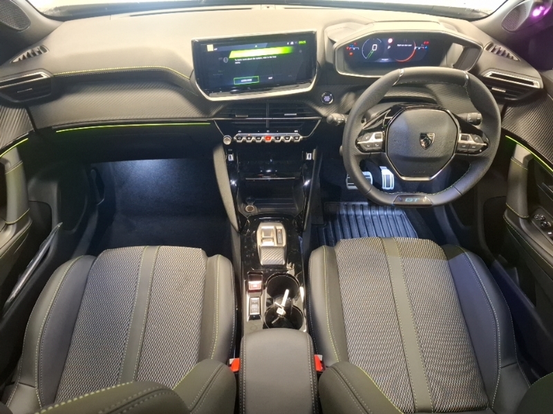 Peugeot 2008 1.2 Puretech 130 Gt Eat8 SF26KJR Black #3