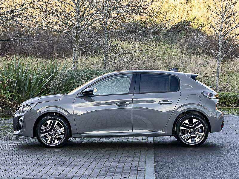 Peugeot 208 1.2 Hybrid 110 Allure E-dsc6 Grey #4