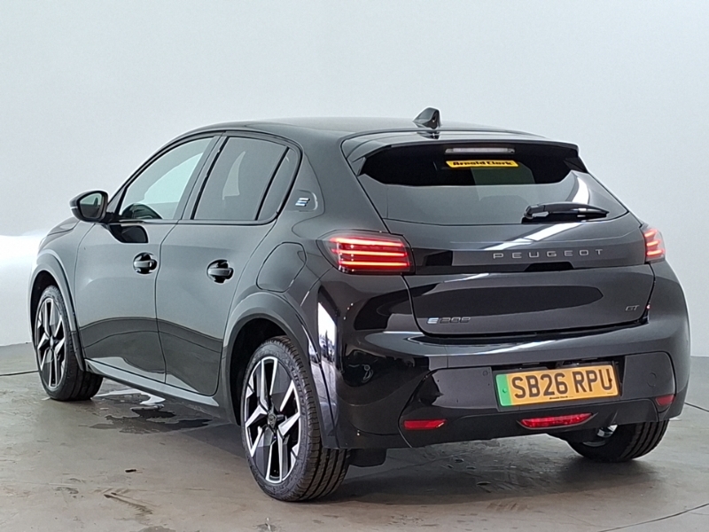Peugeot e-208 100Kw Gt 50Kwh Black #2
