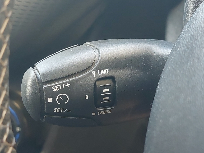 Peugeot 208 1.6 Bluehdi Gt Line Euro 6 Black #15