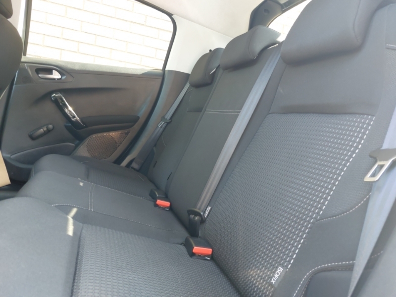 Peugeot 208 1.2 Puretech 82 Allure Grey #6