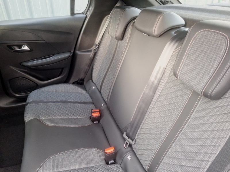 Peugeot 208 1.2 Puretech 100 Allure Grey #6