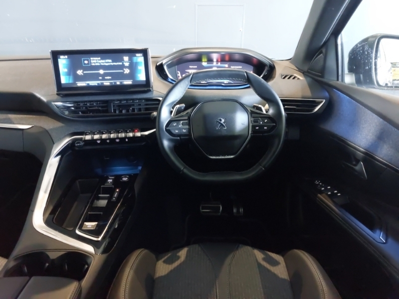 Peugeot 3008 1.2 Puretech Allure Premium Eat8 2023 Black #8