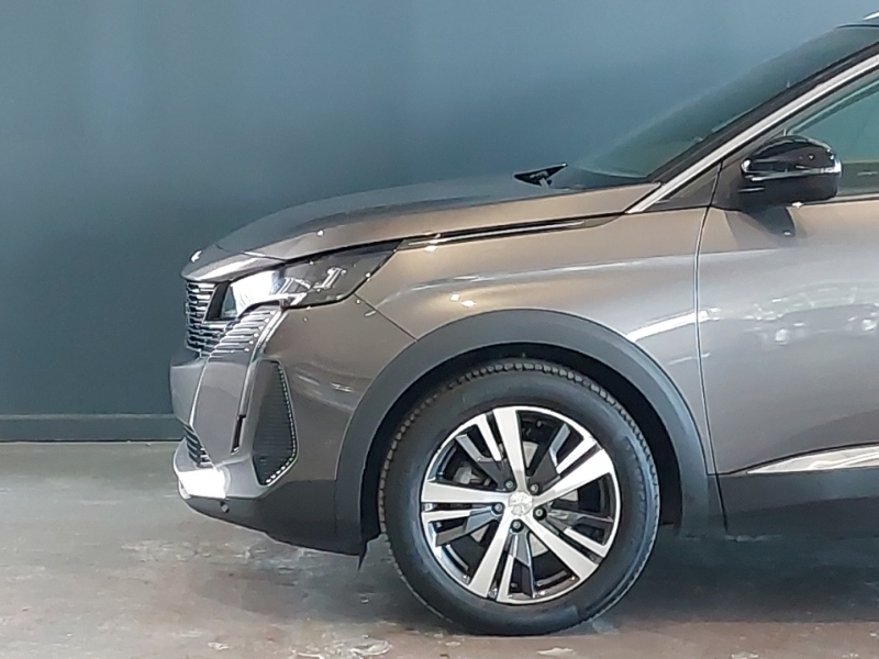 Peugeot 3008 1.2 Puretech Allure Premium Eat8 2023 Black #19