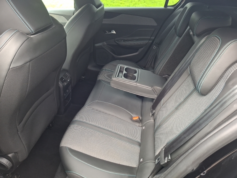 Peugeot 308 1.2 Puretech Allure Eat8 Black #6