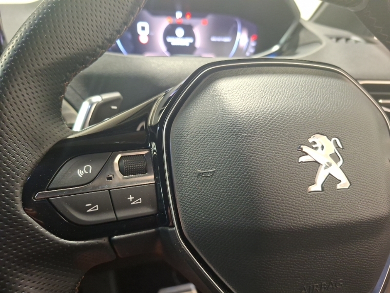 Peugeot 5008 1.2 Hybrid 136 Allure Premium E-dsc6 White #16